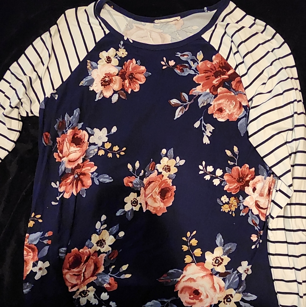Navy blue floral top